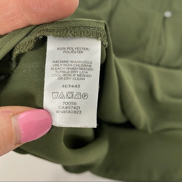 Loft Semi Sheer Army Green Belle Sleeve with Key Hole Women’s Top Medium Petite - Picture 10 of 10